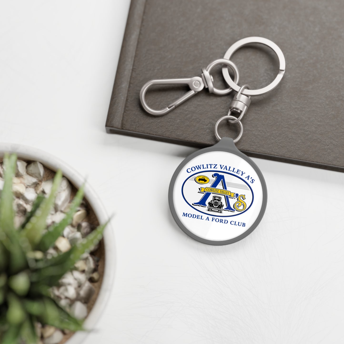 Cowlitz Valley A's Model A Ford Club Round Keyring Tag