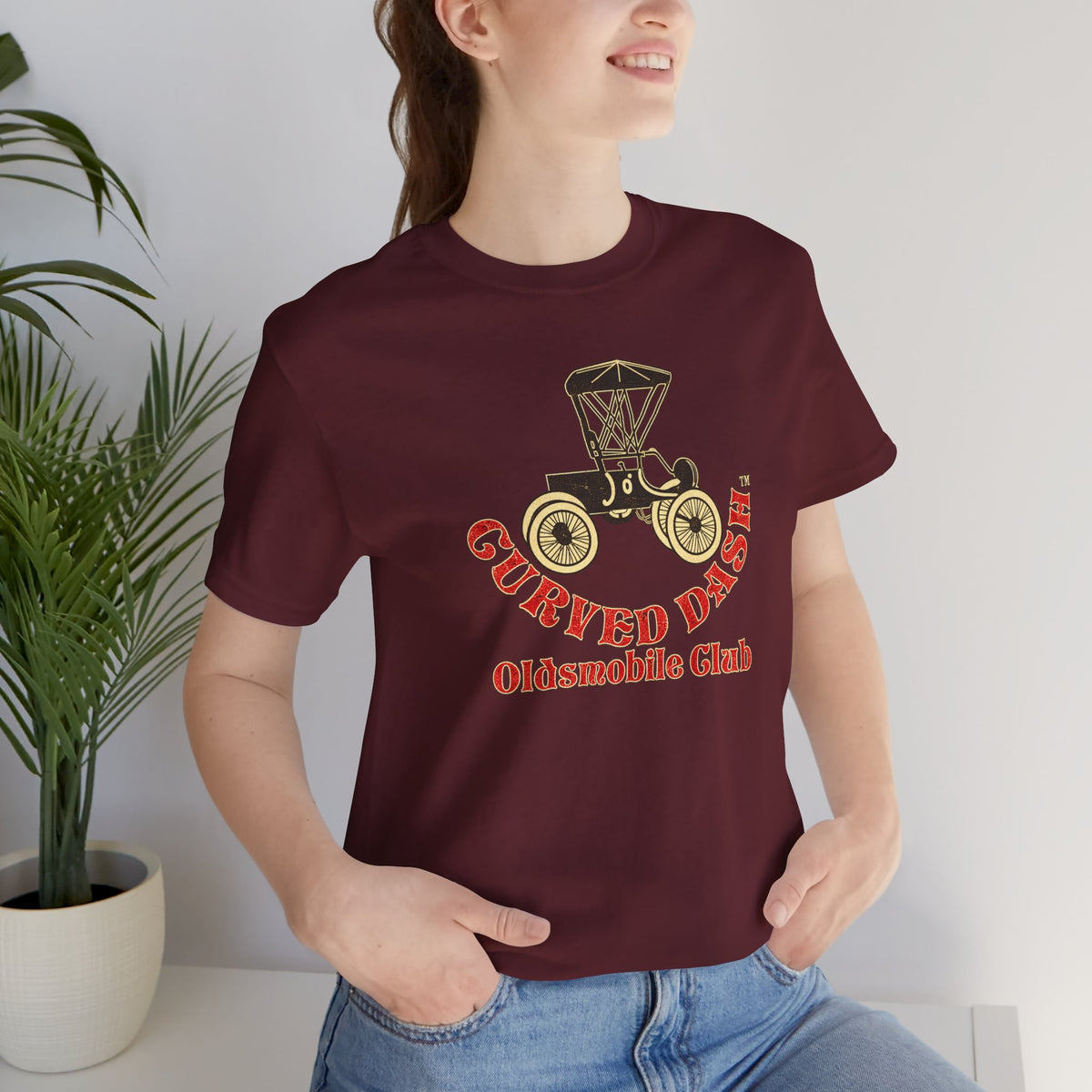 Curved Dash Oldsmobile Club Vintage Car T-Shirt - Unisex Soft Short Sleeve Tee