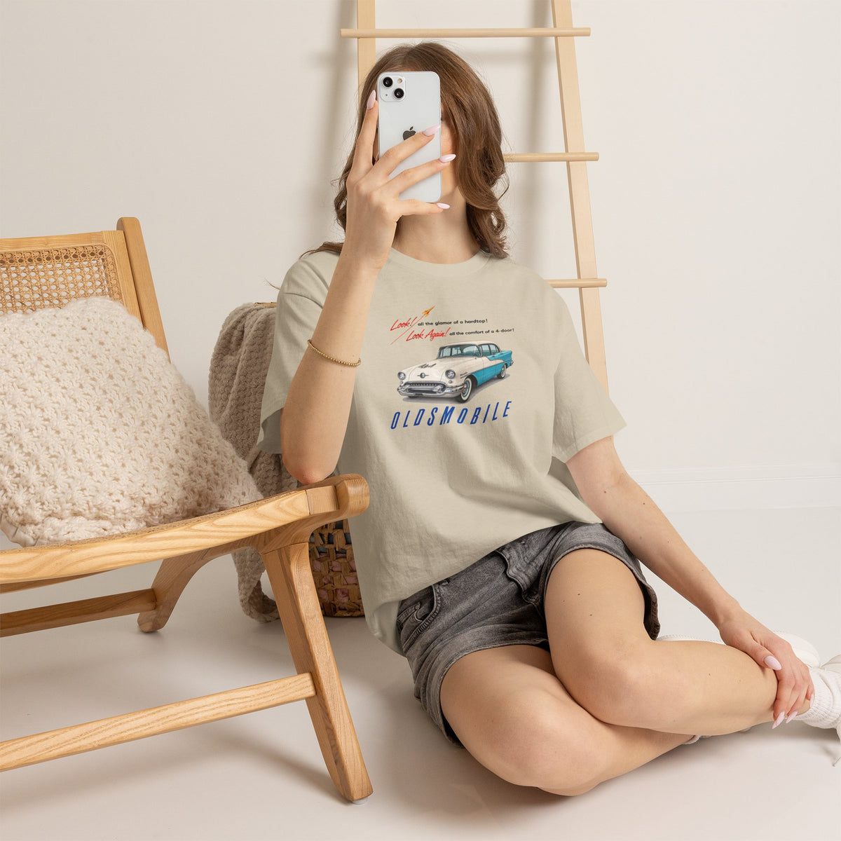 Oldsmobile Retro 1950s Cruiser Graphic T-Shirt - Unisex Heavy Cotton Tee (TeresaT)