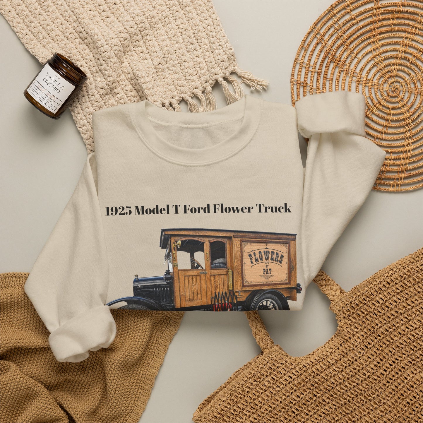 1925 Model T Ford Flower Delivery Truck Sweatshirt (DanS) - Unisex Heavy Blend™ Crewneck Sweatshirt